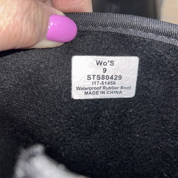 Women’s Sperry black top slider calf boots. For rain or snow.Size 9 EUC - Picture 6 of 7